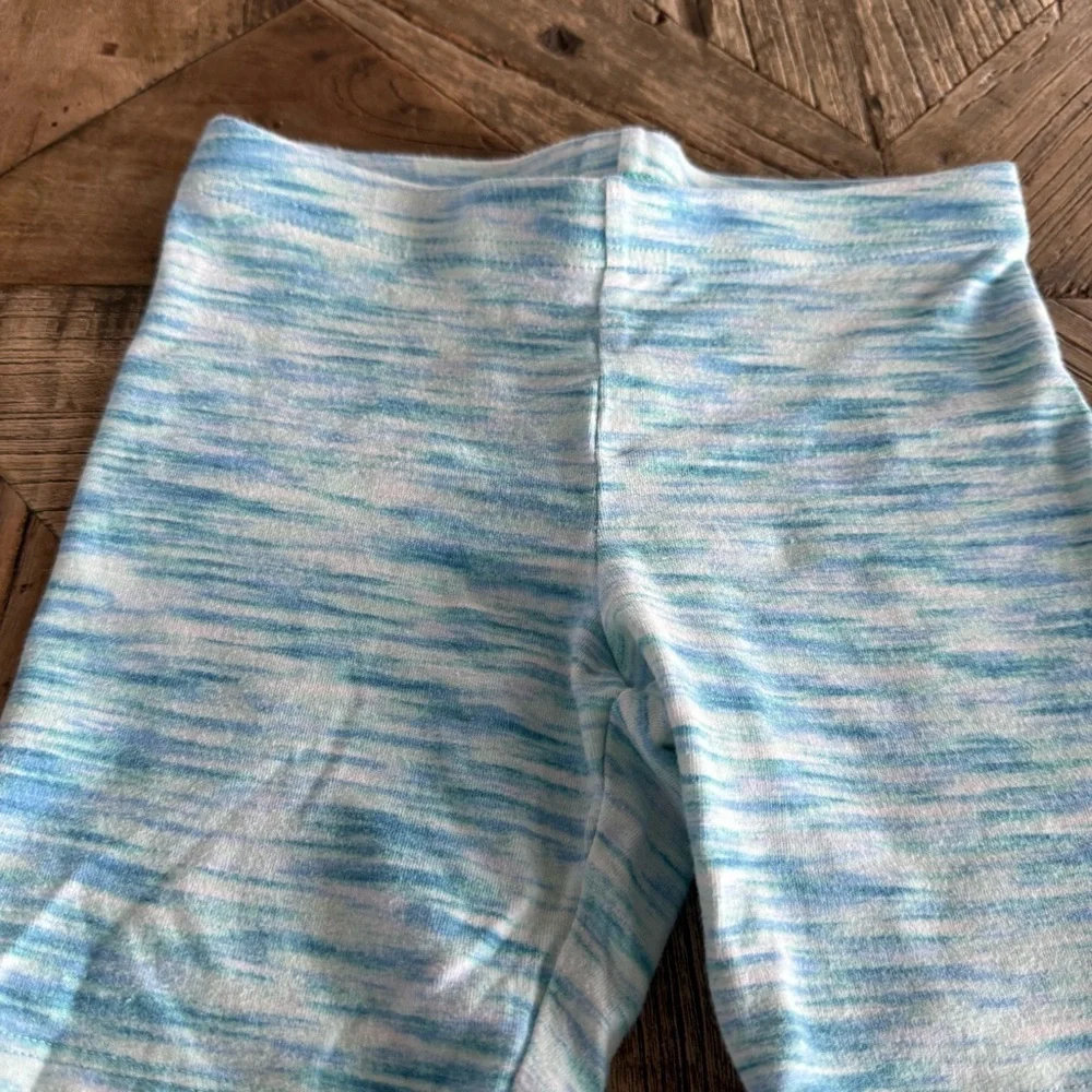 Old Navy Blue and White Shorts Printed Long Biker Shorts for Girls Small 6-7